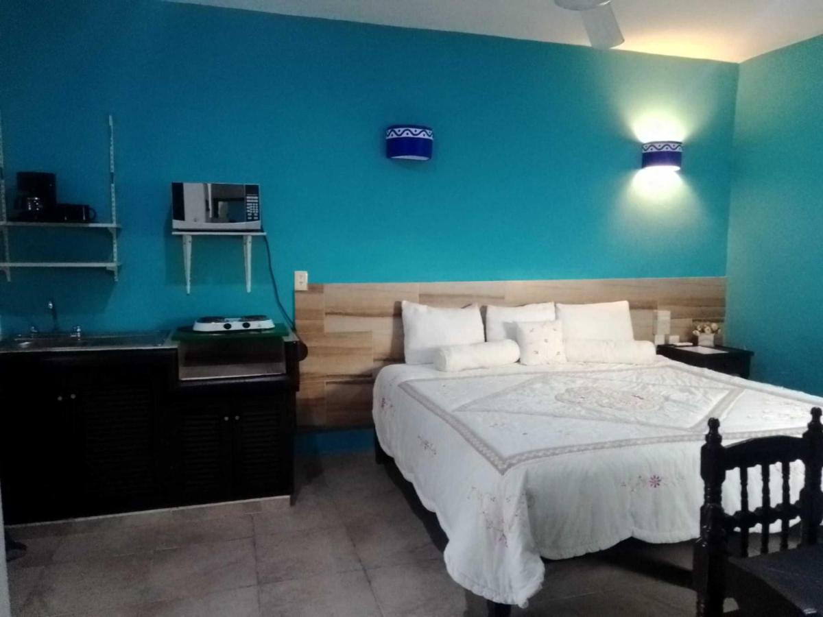 Hotel Acuario PLAYA DEL CARMEN Habitación foto